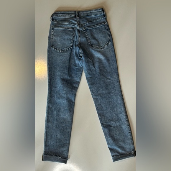 Old Navy Blue Skinny Jeans Modern Style size 2 high rise Jeans very stretchy (f) - Picture 6 of 8